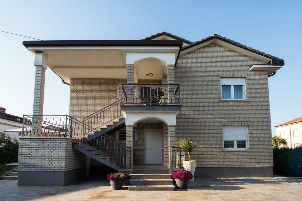 Apartments Tamara Umag Exterior photo